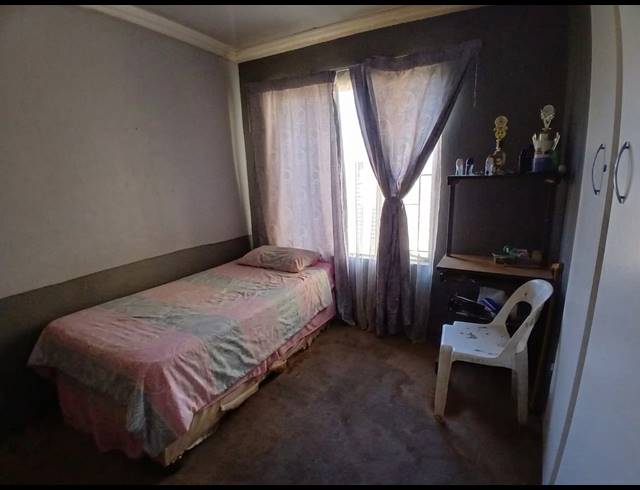 3 BEDROOM HOUSE FOR SALE IN SEBOKENG ZONE 17